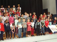 Students singing at Veterans day performance