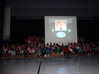 Students singing at Veterans day performance