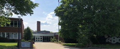 RB Chamberlin Middle School Entrance